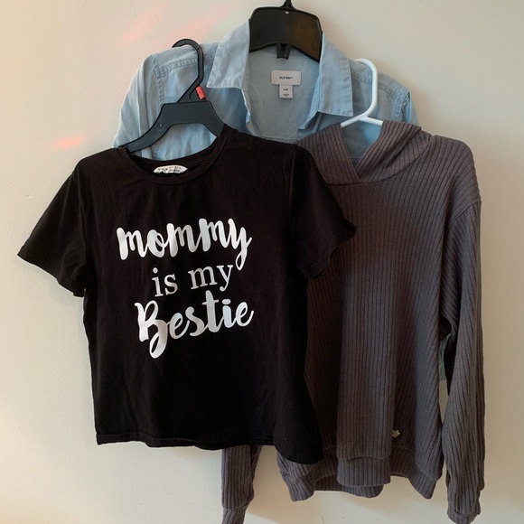 Kids Clothing Bundle - Picture 1 of 4